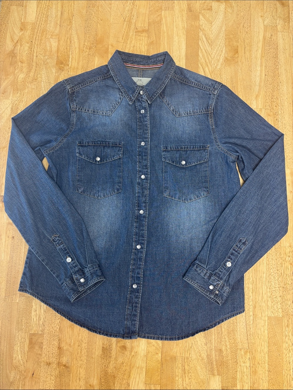 Thread Supply Denim Western Shirt Pearl Snap Button Down Utility Pockets Small S